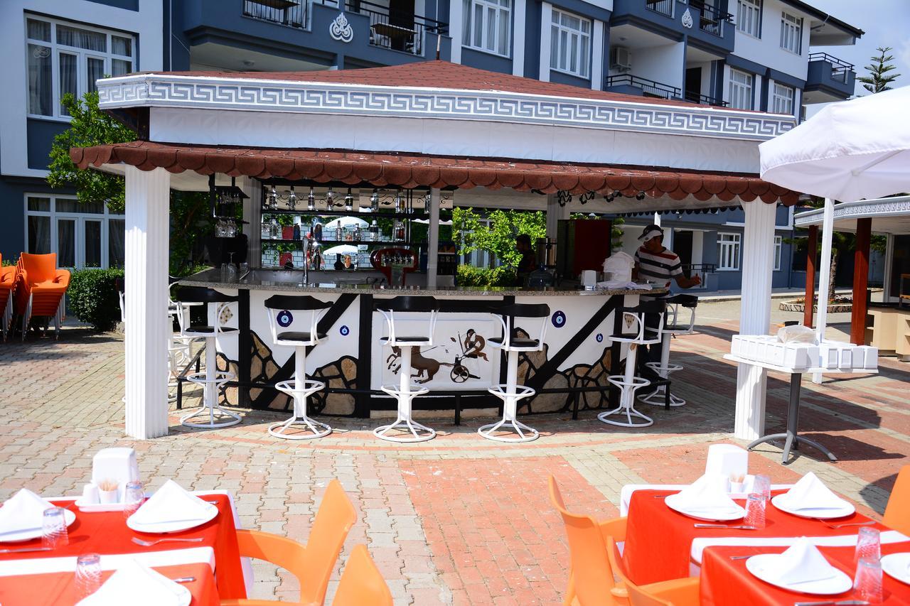 Andros Family Club Aparthotel Side Exterior photo